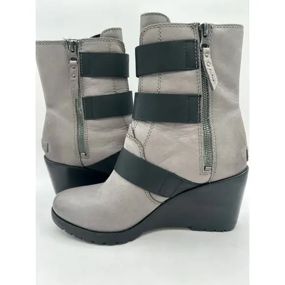 Sorel After Hours Gray Leather Wedge Moto Bootie
Woman’s SZ 8.5 - Picture 6 of 8